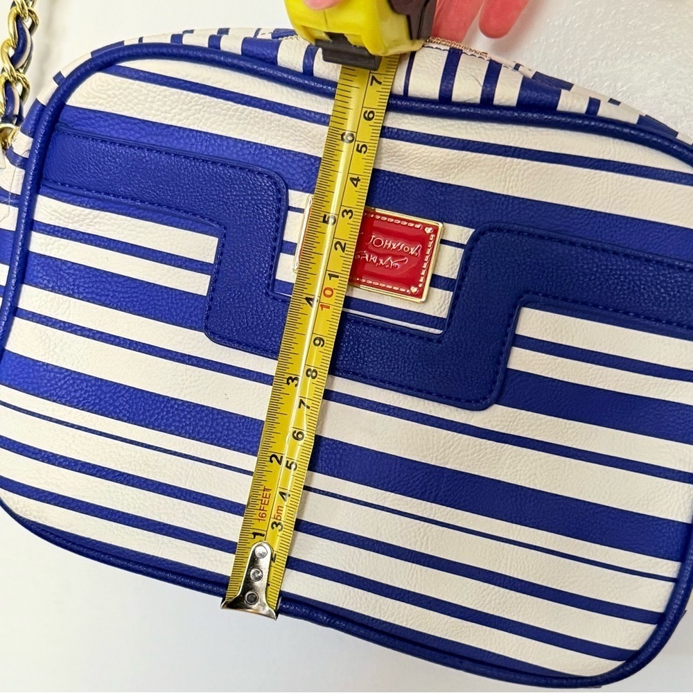 Betsey Johnson Crossbody Bag - Picture 7 of 7